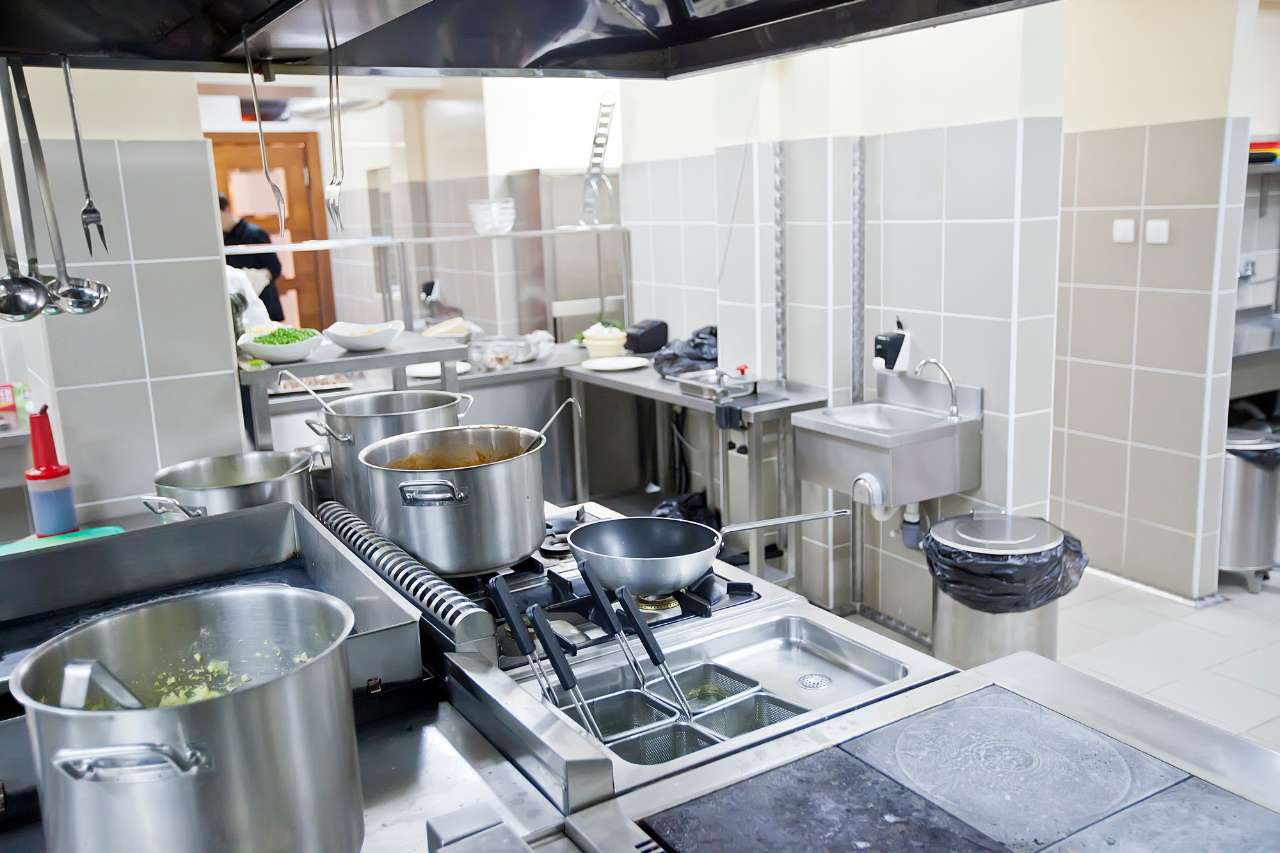 attrezzature alberghiere per hotel e grandi cucine professionali